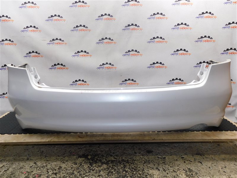 Бампер MITSUBISHI GRANDIS NA4W-0400630 4G69 2008 задний (б/у)