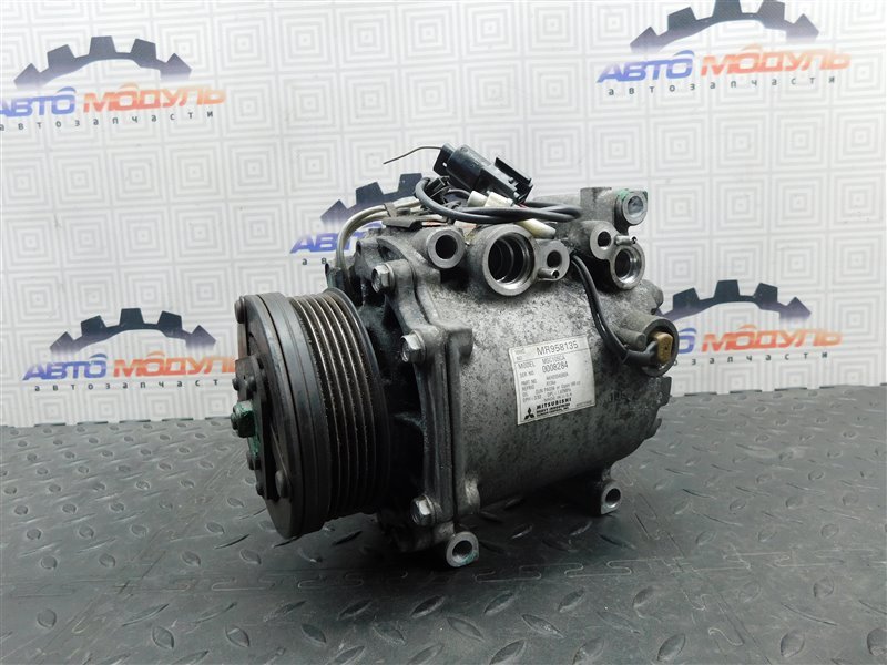 Компрессор кондиционера MITSUBISHI GRANDIS NA4W-0400630 4G69 2008 (б/у)