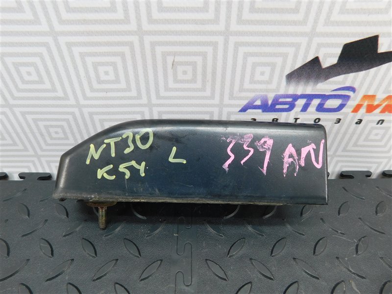 Заглушка рейлинга NISSAN X-TRAIL NT30-046544 QR20-DE 2002 задняя левая (б/у)