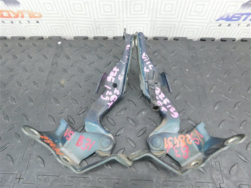 Петля капота TOYOTA WILL VS ZZE129 (б/у)
