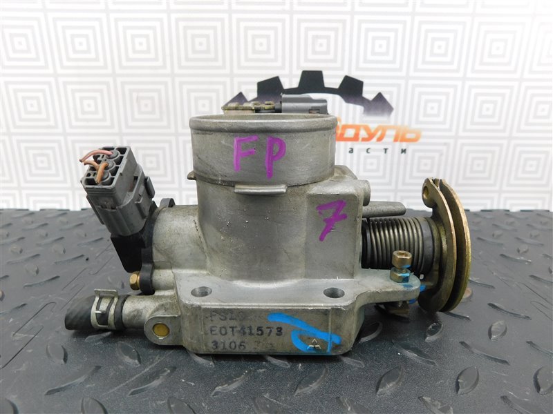 Дроссельная заслонка MAZDA PREMACY CP8W FP-DE (б/у)