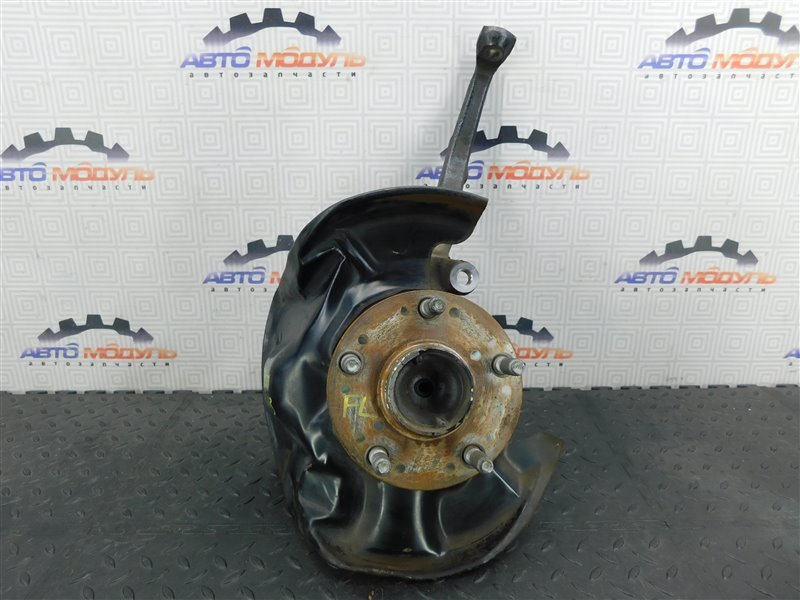 Ступица TOYOTA CROWN MAJESTA UZS151-0023679 1UZ-FE 1998 передняя левая (б/у)