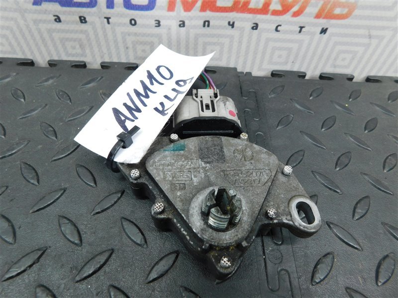 Селектор акпп TOYOTA ISIS ANM10 1AZ-FSE (б/у)