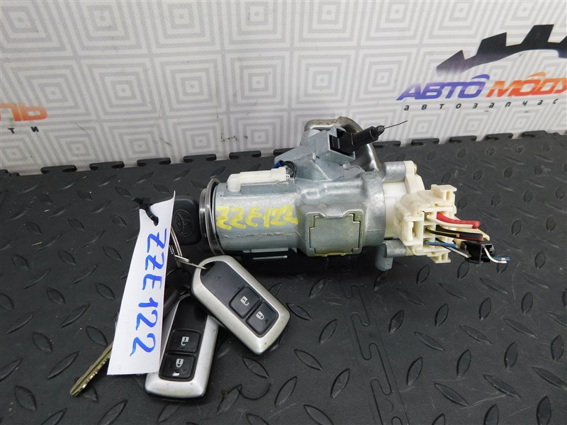 Замок зажигания TOYOTA COROLLA RUNX ZZE122-2028117 1ZZ-FE 2004 (б/у)