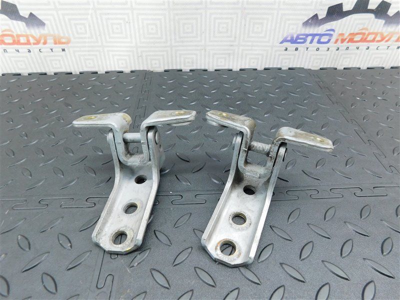 Петля дверная MITSUBISHI PAJERO V65W-0002221 6G74 2000 передняя правая (б/у)