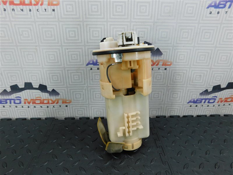 Топливный насос TOYOTA FUNCARGO NCP20 2NZ-FE (б/у)