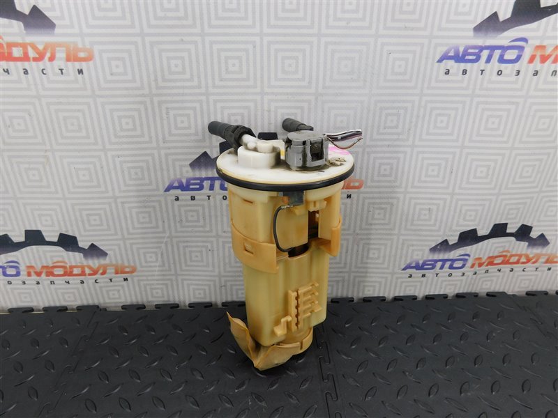 Топливный насос TOYOTA PLATZ NCP12 1NZ-FE (б/у)