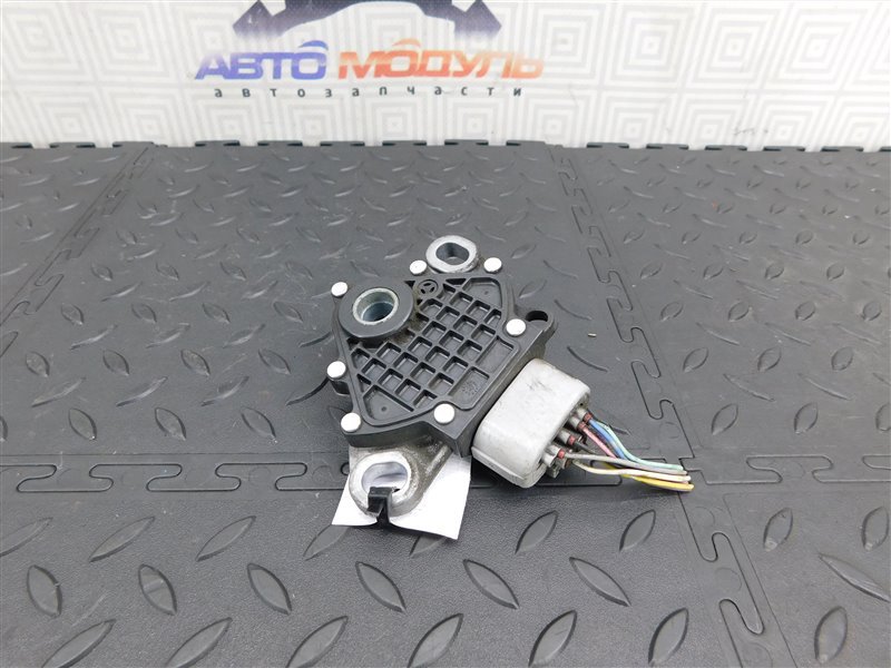 Селектор акпп TOYOTA AQUA NHP10 1NZ-FXE (б/у)