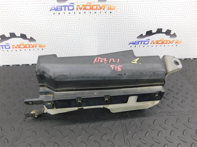 Блок предохранителей TOYOTA COROLLA RUNX NZE121 1NZ-FE (б/у)