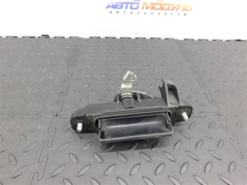 Ручка багажника TOYOTA WILL VS ZZE128-0002969 2ZZ-GE 2002 задняя (б/у)