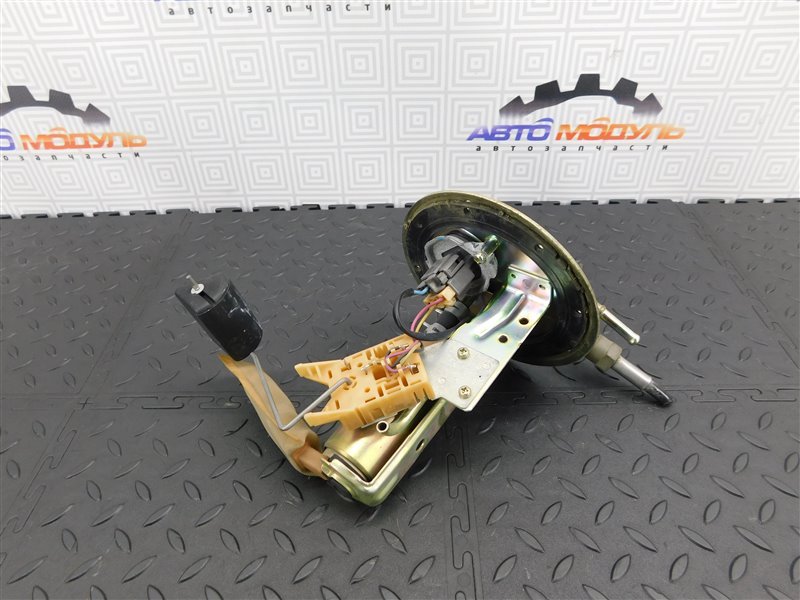 Топливный насос TOYOTA SPRINTER AE110 (б/у)