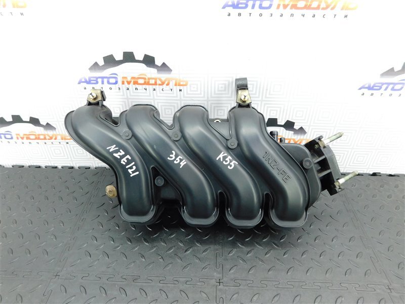 Коллектор впускной TOYOTA COROLLA FIELDER NZE121-0113998 1NZ-FE 2002 (б/у)