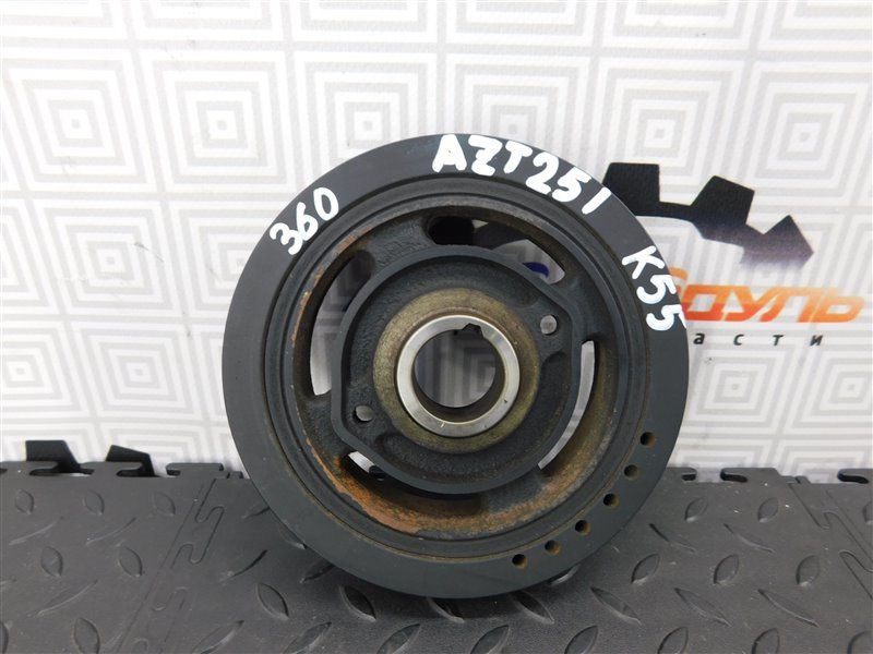 Шкив коленвала TOYOTA AVENSIS AZT251-0006572 2AZ-FSE 2006 (б/у)