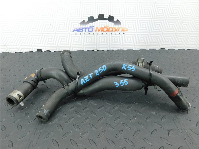 Патрубок радиатора печки TOYOTA AVENSIS AZT250-0022993 1AZ-FSE 2004 (б/у)