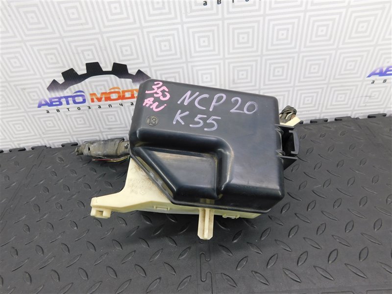 Блок предохранителей TOYOTA FUNCARGO NCP20-0350489 2NZ-FE 2004 (б/у)