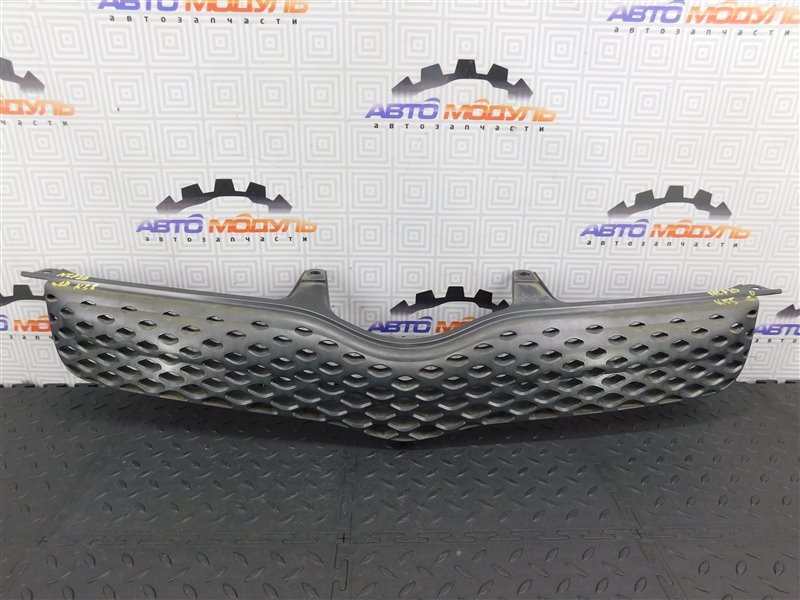 Решетка радиатора TOYOTA FUNCARGO NCP20-0350489 2NZ-FE 2004 (б/у)