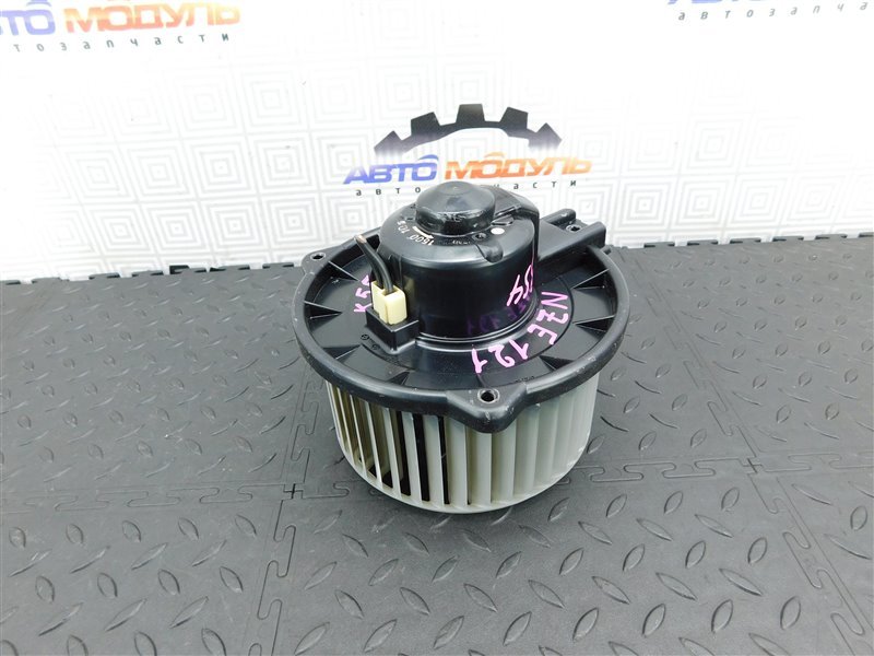 Мотор печки TOYOTA COROLLA FIELDER NZE121-0113998 1NZ-FE 2002 (б/у)