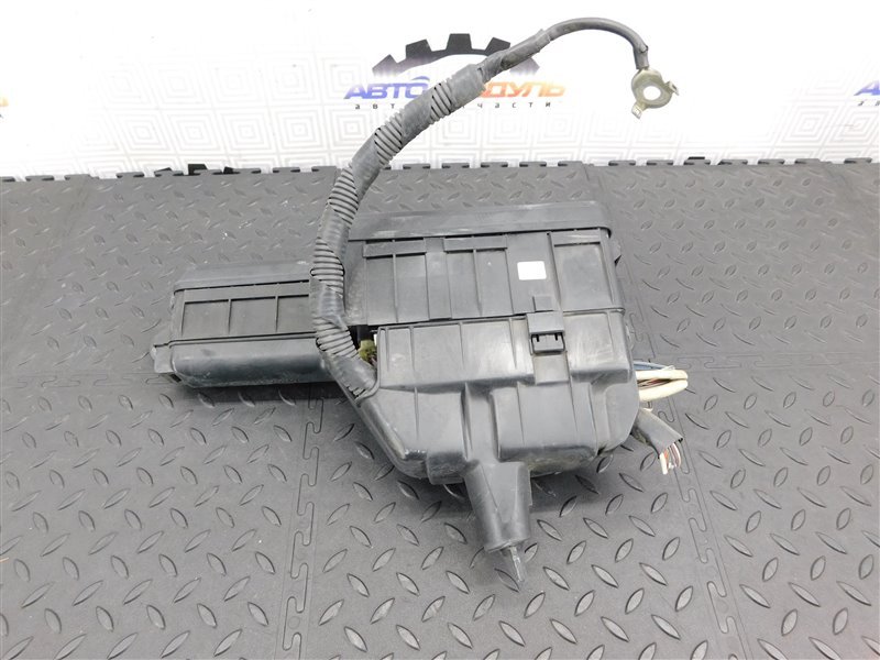 Блок предохранителей TOYOTA CARINA ST215-6005920 3S-FE 1998 (б/у)