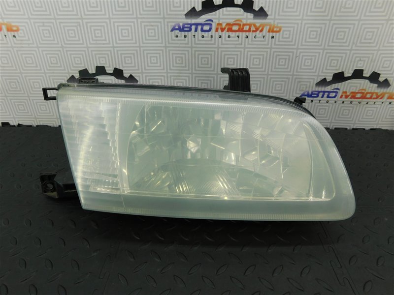 Фара NISSAN SUNNY FB15-819434 QG15-DE 2003 передняя правая (б/у)