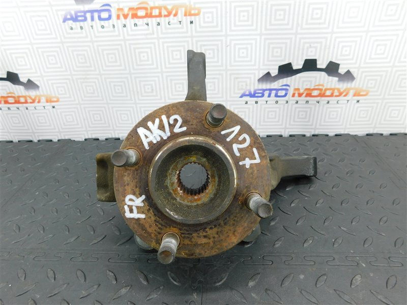 Ступица NISSAN MARCH AK12 2002 передняя правая (б/у)
