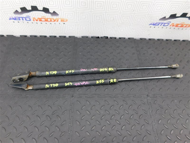 Газовый упор багажника NISSAN X-TRAIL NT30-139355 QR20-DE 2004 задний (б/у)