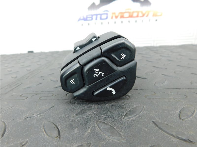 Кнопка NISSAN X-TRAIL NT30-139355 QR20-DE 2004 (б/у)