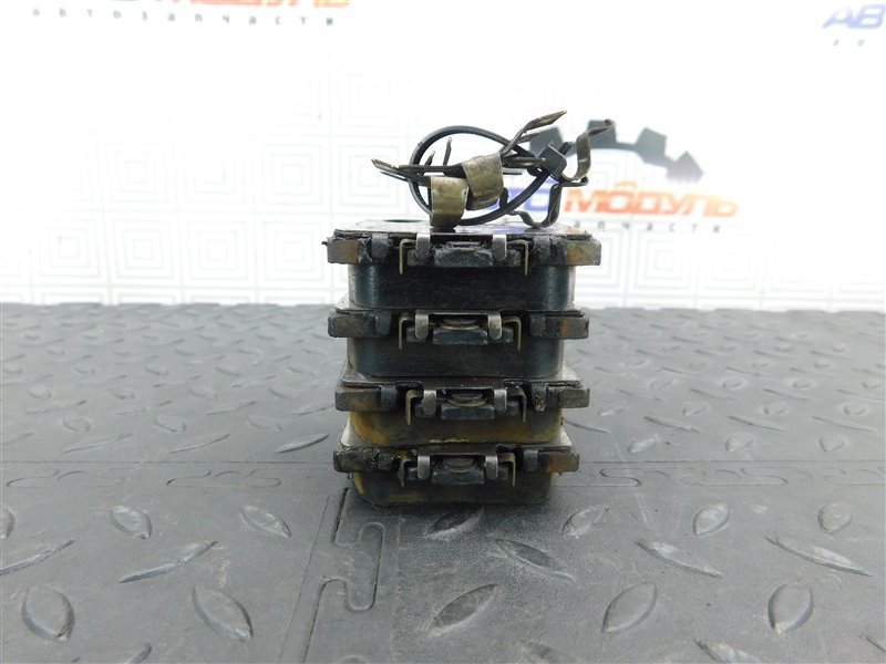 Колодки тормозные TOYOTA MARK II JZX110 задние (б/у)