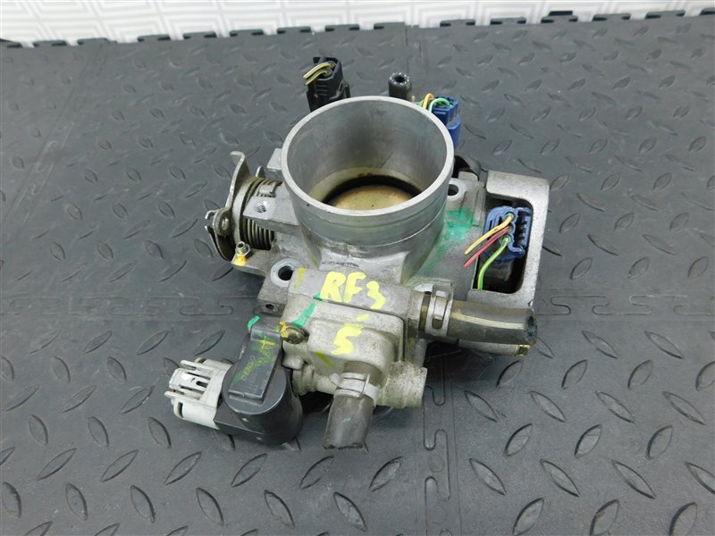 Дроссельная заслонка HONDA STEPWGN RF4 K20A (б/у)