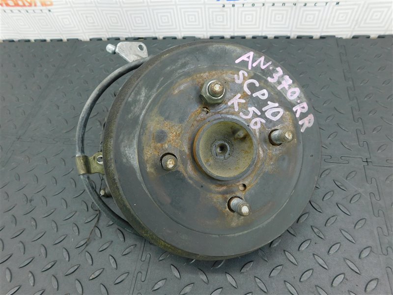 Ступица TOYOTA VITZ SCP10-3247238 1SZ-FE 2001 задняя правая (б/у)
