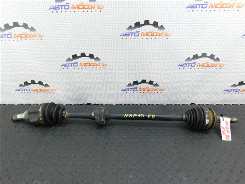 Привод TOYOTA AQUA NHP10 1NZ-FXE передний правый (б/у)