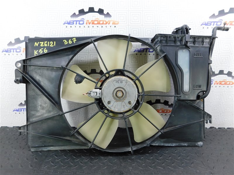 Диффузор радиатора TOYOTA COROLLA NZE121-3127463 1NZ-FE 2002 (б/у)