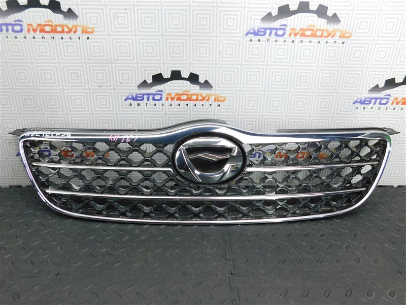 Решетка радиатора TOYOTA COROLLA NZE121-3127463 1NZ-FE 2002 (б/у)