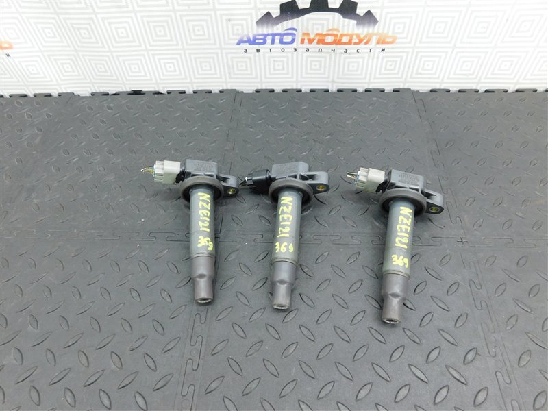 Катушка зажигания TOYOTA COROLLA SPACIO NZE121-3303240 1NZ-FE 2005 (б/у)