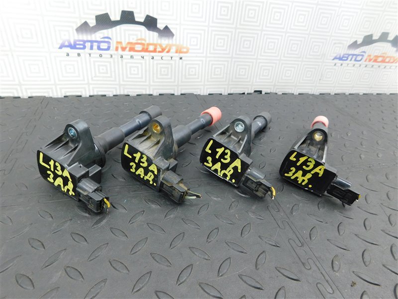 Катушка зажигания HONDA FIT GD1 L13A задняя (б/у)