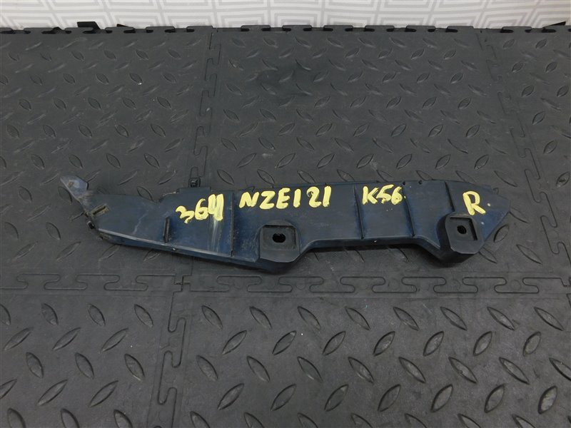 Крепление бампера TOYOTA ALLEX NZE121-0342255 1NZ-FE 2005 заднее правое (б/у)