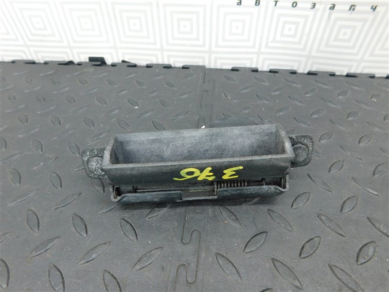 Ручка багажника MAZDA DEMIO DY5W-107739 ZY-VE 2002 (б/у)