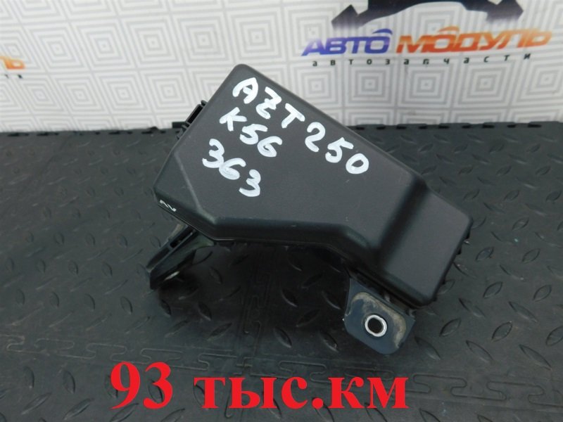 Блок предохранителей TOYOTA AVENSIS AZT250-0038192 1AZ-FSE 2006 (б/у)