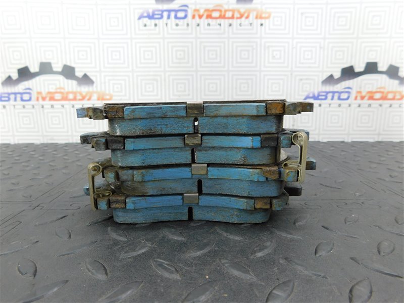 Колодки тормозные SUBARU FORESTER SF5-057358 EJ20J 1998 передние (б/у)