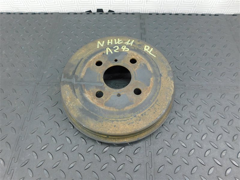 Барабан тормозной TOYOTA PRIUS NHW11 задний (б/у)