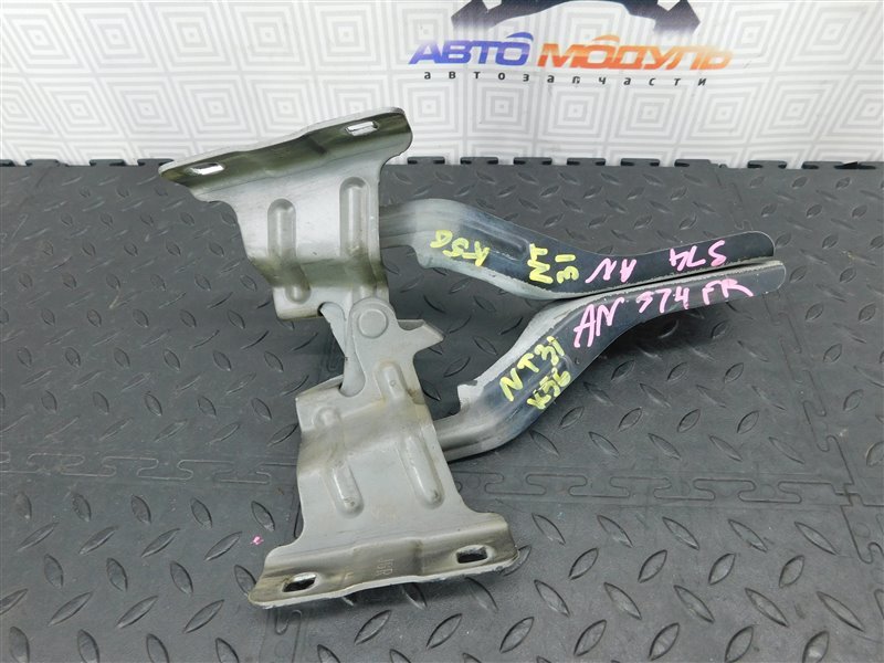Петля капота NISSAN X-TRAIL NT31-112043 MR20-DE 2010 (б/у)
