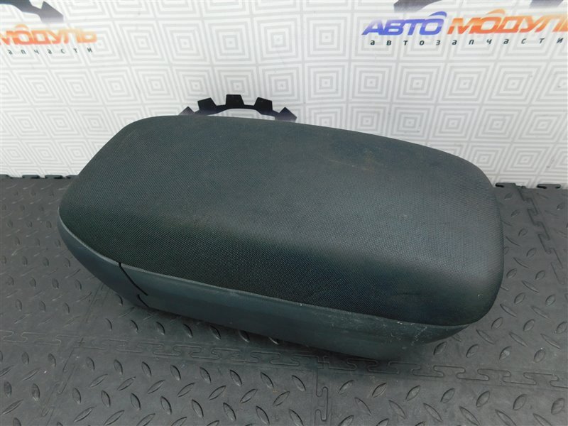 Подлокотник TOYOTA AVENSIS AZT250-0038192 1AZ-FSE 2006 (б/у)