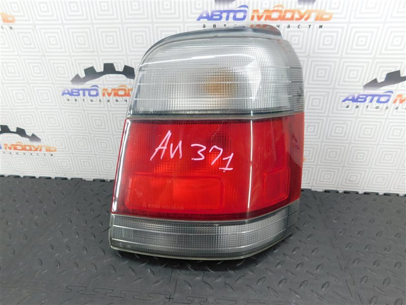Стоп SUBARU FORESTER SF5-057358 EJ20J 1998 задний правый (б/у)