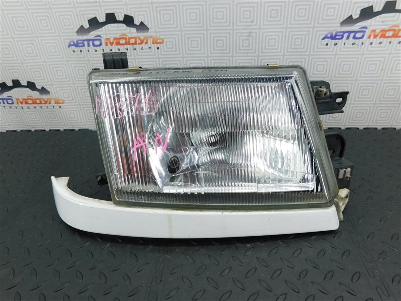 Фара SUBARU FORESTER SF5-057358 EJ20J 1998 передняя правая (б/у)