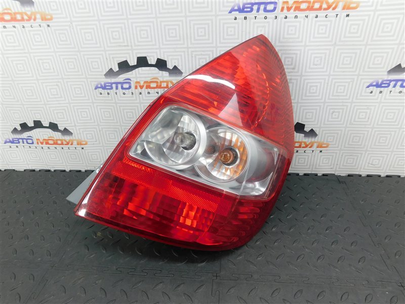 Стоп HONDA FIT GD1-1526172 L13A 2003 задний правый (б/у)