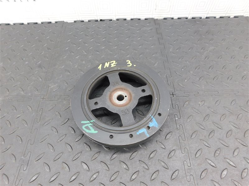 Шкив коленвала TOYOTA IST NCP61 1NZ-FE (б/у)