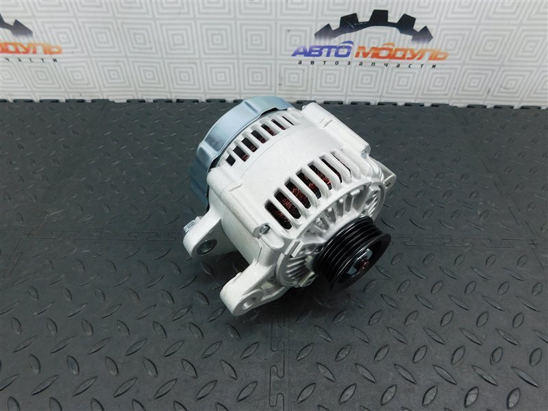 Генератор TOYOTA RACTIS NCP100 1NZ-FE