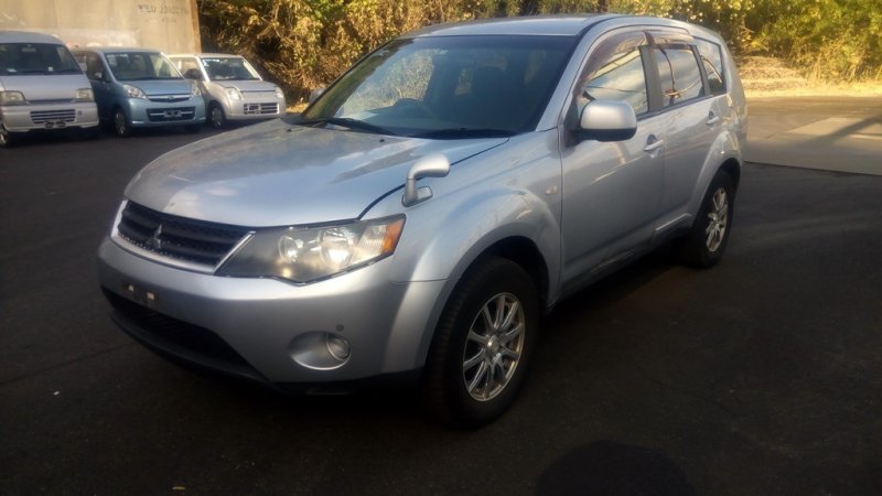 Автомобиль MITSUBISHI OUTLANDER CW5W-0009588 4B12 2005 года в разбор