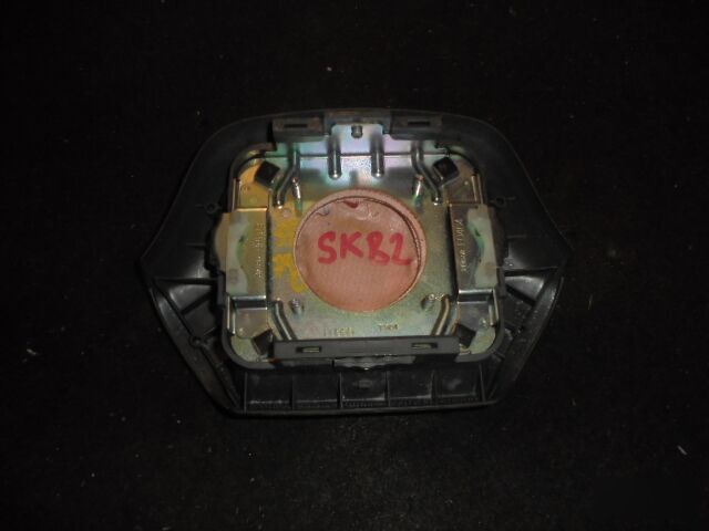 Airbag на руль для NISSAN VANETTE SK82 2 ракурс Airbag на руль для NISSAN VANETTE SK82 2 ракурс