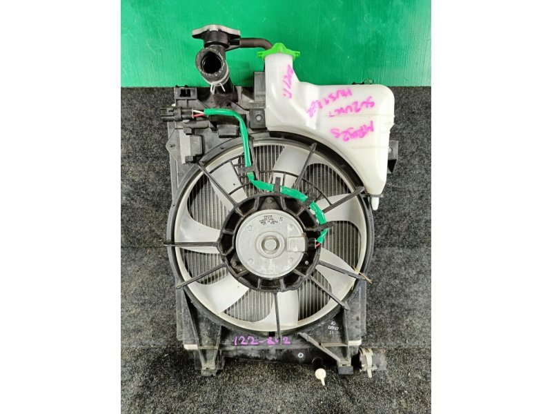 Радиатор основной для SUZUKI HUSTLER MR92S R06D, 422136-4640 2 ракурс Радиатор основной для SUZUKI HUSTLER MR92S R06D, 422136-4640 2 ракурс