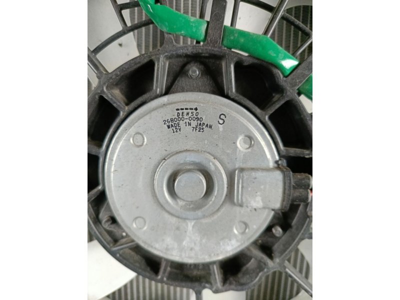 Радиатор основной для SUZUKI HUSTLER MR92S R06D, 422136-4640 3 ракурс Радиатор основной для SUZUKI HUSTLER MR92S R06D, 422136-4640 3 ракурс